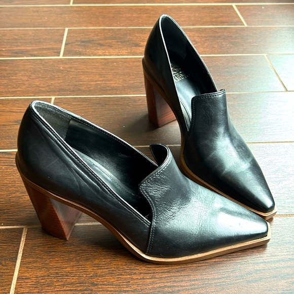 Vince Camuto Wevenly Stacked Heel Pump - Picture 1 of 8